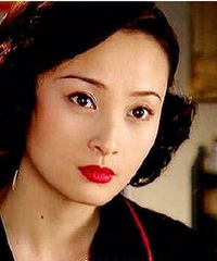 她与董璇佟丽娅并称“最美三姝”,如今却专心带孩子