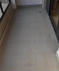 黄龙打车起步价 近古翠路 地铁口 城西银泰隔壁 单间带阳台 1800