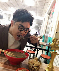 大鹏提问网友“如何瘦” 李治廷的评论亮了