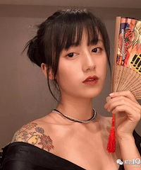 李诞的女朋友有多美,才能让张歆艺说出“跨物种恋爱”这句话?