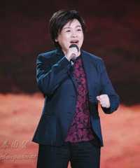 40岁歌手李琼近照曝光 曾因唱《山路十八弯》走红