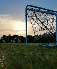 �����԰������