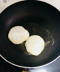 做了个饼吃吃