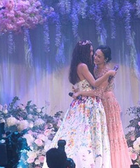 阿娇婚后首唱献给温碧霞 自曝两人入英皇前就认识