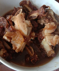 中饭炖牛排