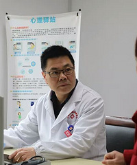 整整12年没开口!家人以为精神病,直到医生问这句话