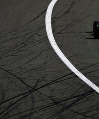 高清:F1德国站一练 里卡多最快汉密尔顿第二