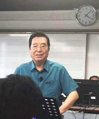 学生曝李双江近况:79岁带病授课备课至凌晨