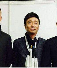 跟黄奕同戏成名,错失《神雕侠侣》杨过,如今获于正力捧演帝王