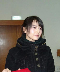 高圆圆旧照曝光 无灯光美颜滤镜 依旧女神范十足