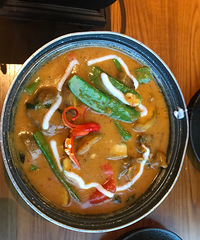 来福士广场唯一一家泰式的店 专门去尝尝味道