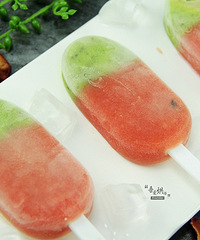 【消暑美食】夏天解暑止渴——自制奇异果西瓜冰棍