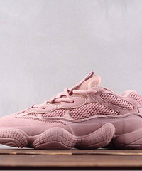 �˶�Ь�������