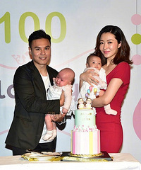 熊黛林双胞胎女儿正面照!两个萌娃都好像爸爸啊(图)