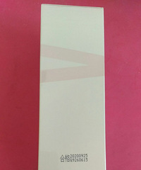 ��ɫС���и�ˬ��ˮ����ˮ�����ڣ�������ר��