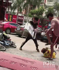 ����С���ͷ������ˢ�������治�̿������Ѷ�ŭ��