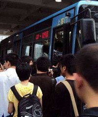 [����]�������ϲ��ҽŵ��Ǹ��ˣ������ҵ�Ǹ