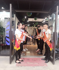 招发型师,收银