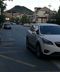 ͣ��ͣ����������·����ң�