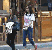 这是什么仙女!我26岁都没她46岁这么嫩,岁月也不是对谁都残忍啊