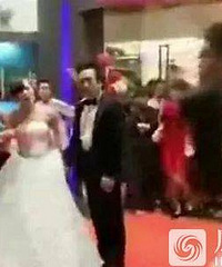 比电视剧还雷!婚礼现场前女友来抢亲,两位新娘都怀有身孕
