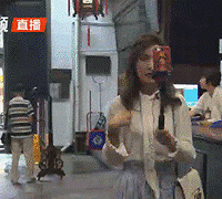 【直播】网红小姐姐在河坊街干啥