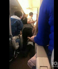 从美国飞上海 突然有个乘客血压飙到210了!!!