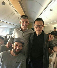 从美国飞上海 突然有个乘客血压飙到210了!!!