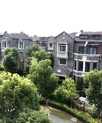 ���1.2���70���Ȩ���仧��ѧ�������Ƴ��ؼ۷����ȵ���