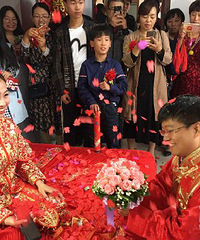 随手拍结婚!看着这种场面就觉得,还是生儿子好