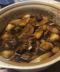 自家种的萝卜炖牛排骨。