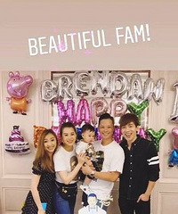 胡杏儿夫妇为儿子庆生, 这个呆萌样太可爱