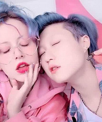 吴卓林开直播赚零花钱,带女友进军网红界了