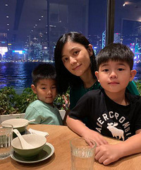 胡可晒小鱼儿瞟安吉照片 网友:秒变宫斗现场