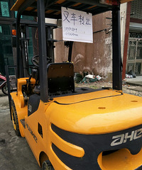 ���ֲ泵����