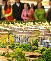 ǰ���쿴�˼���¥�̣������е�˵����ҡ��