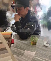 赵丽颖冯绍峰新婚太甜蜜, 牵手看新房装修, 赵丽颖让老公做决