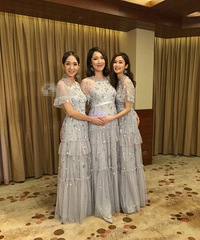 挺着7个月孕肚来给闺蜜做伴娘,这是钻石姐妹情没错了…