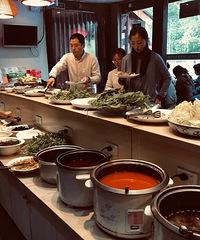 这家素食店人均只要20块,加五块钱还有一个小火锅!