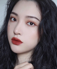看一眼就会爱上的口红,抹上之后都不敢吃东西啦!