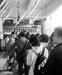“崔永元真面”成网红店 中传表示餐厅不对外营业