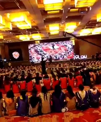 小哥图文vlog5:年会穿搭这样很吸睛