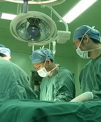 男童出生就没肛门,1年了爸妈竟浑然不知!