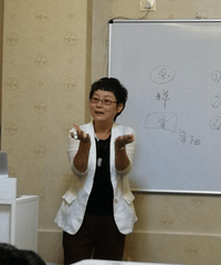 云馨脐灸张洁老师带你揭开肚脐的秘密