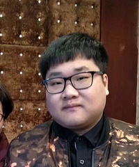 减了20多斤的本塘小哥帅气不少,不做油腻男