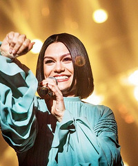 Jessie J 坦露自己无法生育 演唱会与粉丝分享心声