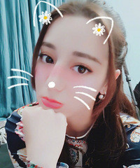 迪丽热巴晒卖萌三连拍,五层滤镜萌中带刚很rea