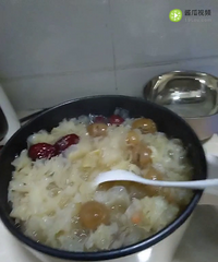 烧个白木耳 感觉汁都要熬干了咋还不出胶 感觉哪里不对了…