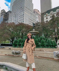 Jessica郑秀妍晒大口吃披萨照片 笑容甜美少女感十