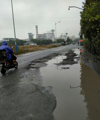 ��϶εĺ��¹�·��һ�����һֱ������·�����޲�����Ͷ������